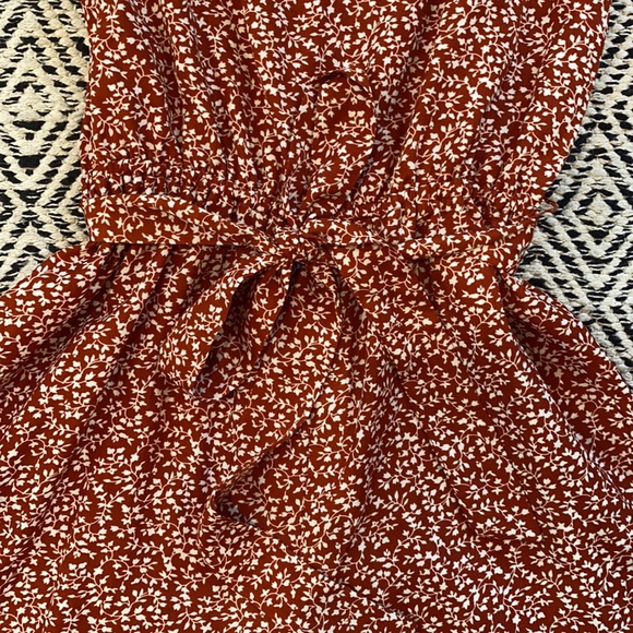 Cute burnt orange, floral jumpsuit, gently used - Picture 3 of 5